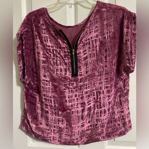 NWT…VINTAGE MANDEE WOMENS TOP